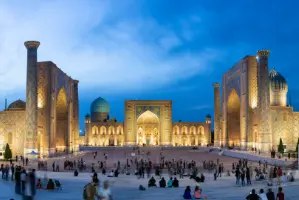 ブハラ – サマルカンド | シルクロードの風景を越えて